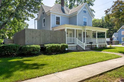 Tiny photo for 904 E Water Street, Pontiac, IL 61764 (MLS # 12740385)