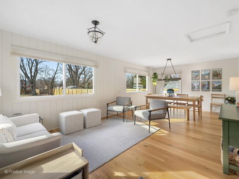 Tiny photo for 212 Woodstock Avenue, Clarendon Hills, IL 60514 (MLS # 12575118)