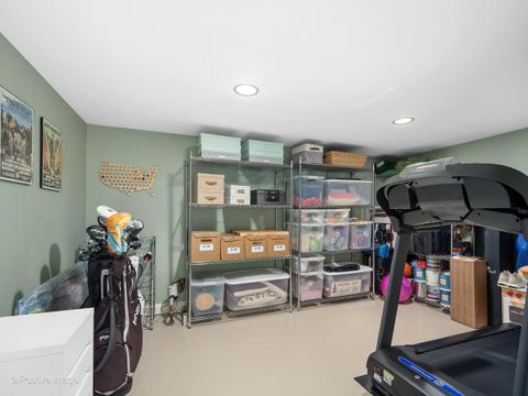 Tiny photo for 212 Woodstock Avenue, Clarendon Hills, IL 60514 (MLS # 12575118)