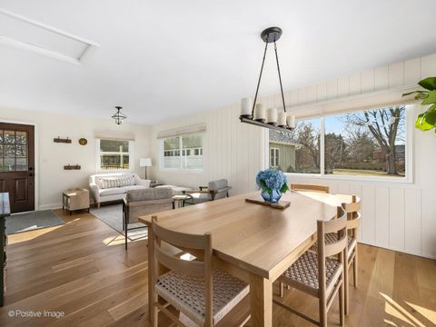 Tiny photo for 212 Woodstock Avenue, Clarendon Hills, IL 60514 (MLS # 12575118)