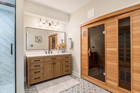 Tiny photo for 908 Blue Ridge Drive, Streamwood, IL 60107 (MLS # 12601280)