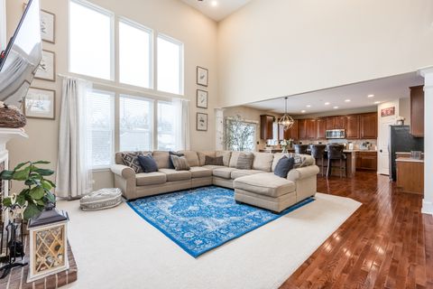 Tiny photo for 908 Blue Ridge Drive, Streamwood, IL 60107 (MLS # 12601280)