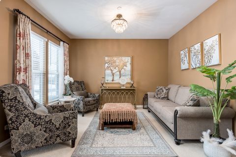 Tiny photo for 908 Blue Ridge Drive, Streamwood, IL 60107 (MLS # 12601280)