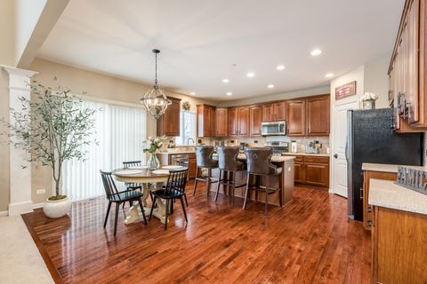 Tiny photo for 908 Blue Ridge Drive, Streamwood, IL 60107 (MLS # 12601280)