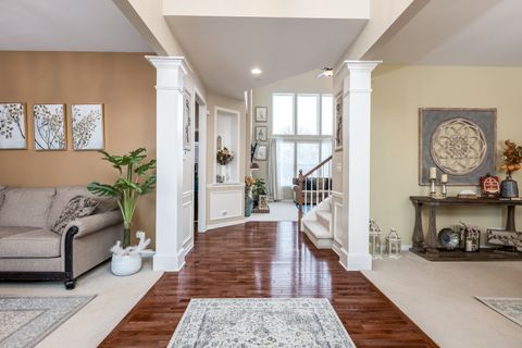 Tiny photo for 908 Blue Ridge Drive, Streamwood, IL 60107 (MLS # 12601280)