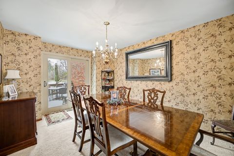 Tiny photo for 827 N Driveway, Glen Ellyn, IL 60137 (MLS # 12588707)