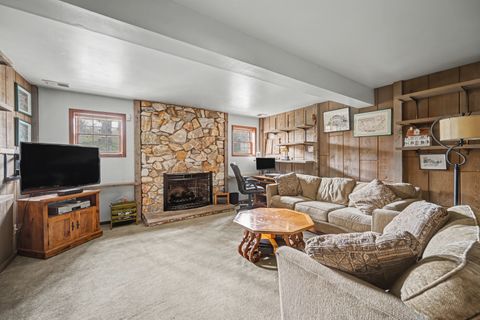 Tiny photo for 827 N Driveway, Glen Ellyn, IL 60137 (MLS # 12588707)