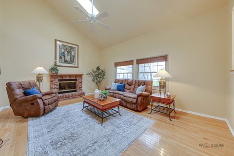 Tiny photo for 6952 Revere Court, Gurnee, IL 60031 (MLS # 12612155)