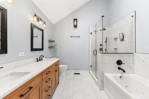 Tiny photo for 5509 Aspen Avenue, Downers Grove, IL 60515 (MLS # 12511803)