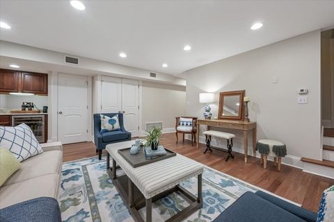 Tiny photo for 1315 Asbury Avenue, Evanston, IL 60201 (MLS # 12568421)