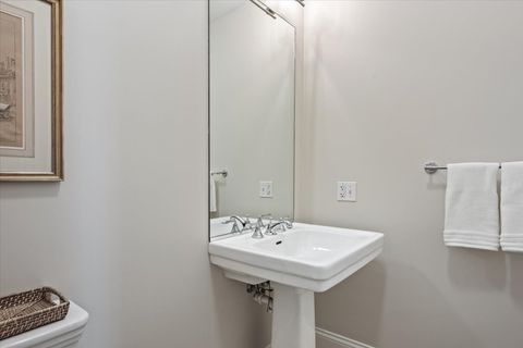 Tiny photo for 1315 Asbury Avenue, Evanston, IL 60201 (MLS # 12568421)