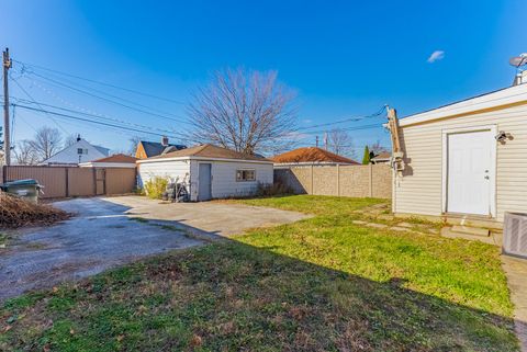 Tiny photo for 16154 Honore Avenue, Markham, IL 60428 (MLS # 12487965)