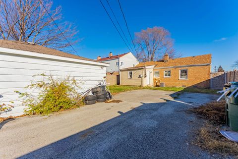 Tiny photo for 16154 Honore Avenue, Markham, IL 60428 (MLS # 12487965)