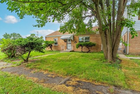 Tiny photo for 16154 Honore Avenue, Markham, IL 60428 (MLS # 12487965)