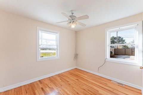 Tiny photo for 16154 Honore Avenue, Markham, IL 60428 (MLS # 12487965)