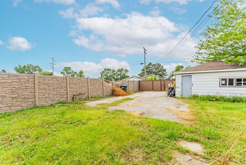 Tiny photo for 16154 Honore Avenue, Markham, IL 60428 (MLS # 12487965)