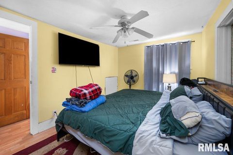 Tiny photo for 610 LINN Street, Muscatine, IA 52761 (MLS # QC4270071)