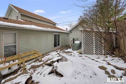 Tiny photo for 610 LINN Street, Muscatine, IA 52761 (MLS # QC4270071)