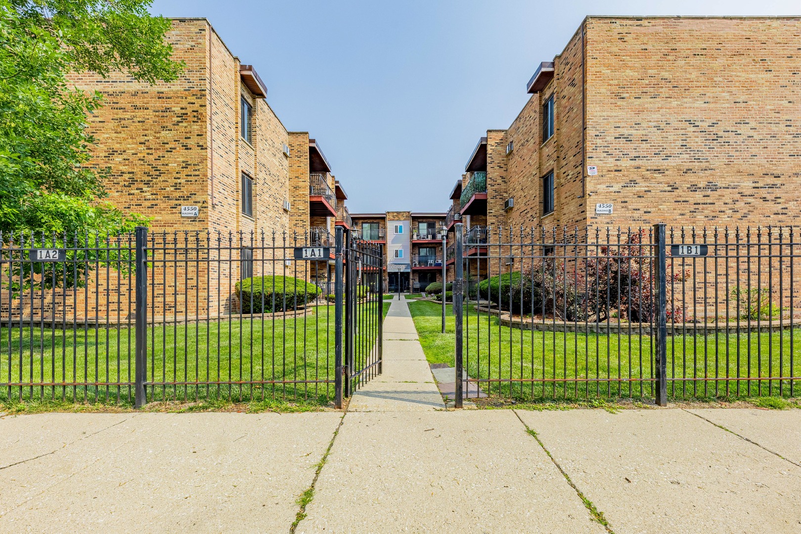 4550 W 57TH Street 3B1