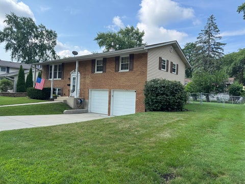 Tiny photo for 1305 E Sanborn Drive, Palatine, IL 60074 (MLS # 12702818)
