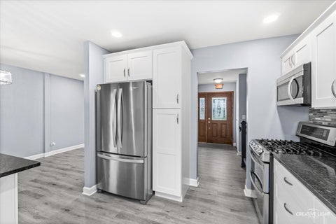 Tiny photo for 231 Lincolnshire Lane, Bolingbrook, IL 60440 (MLS # 12711705)