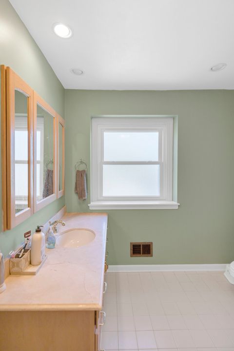 Tiny photo for 1145 Hunting Drive W, Palatine, IL 60067 (MLS # 12632115)