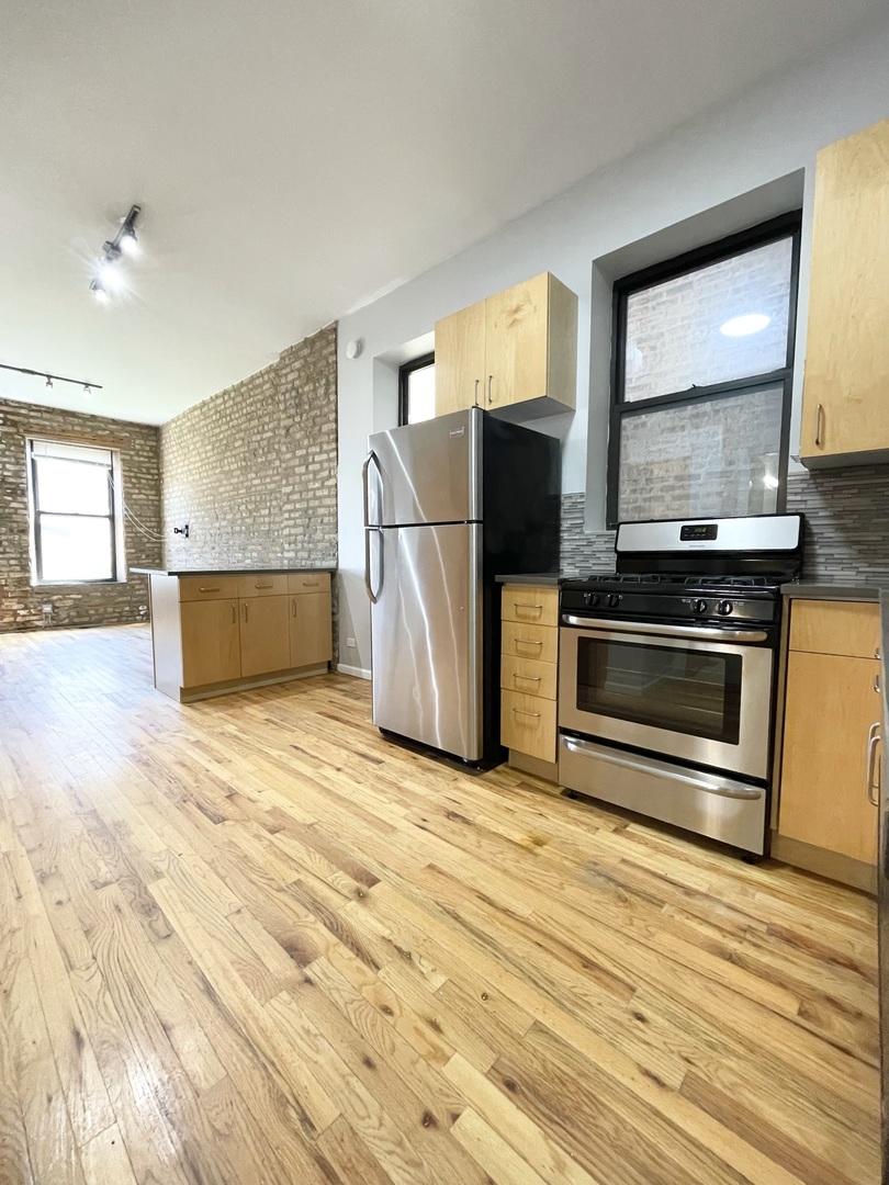 1927 N WOLCOTT Avenue 1R