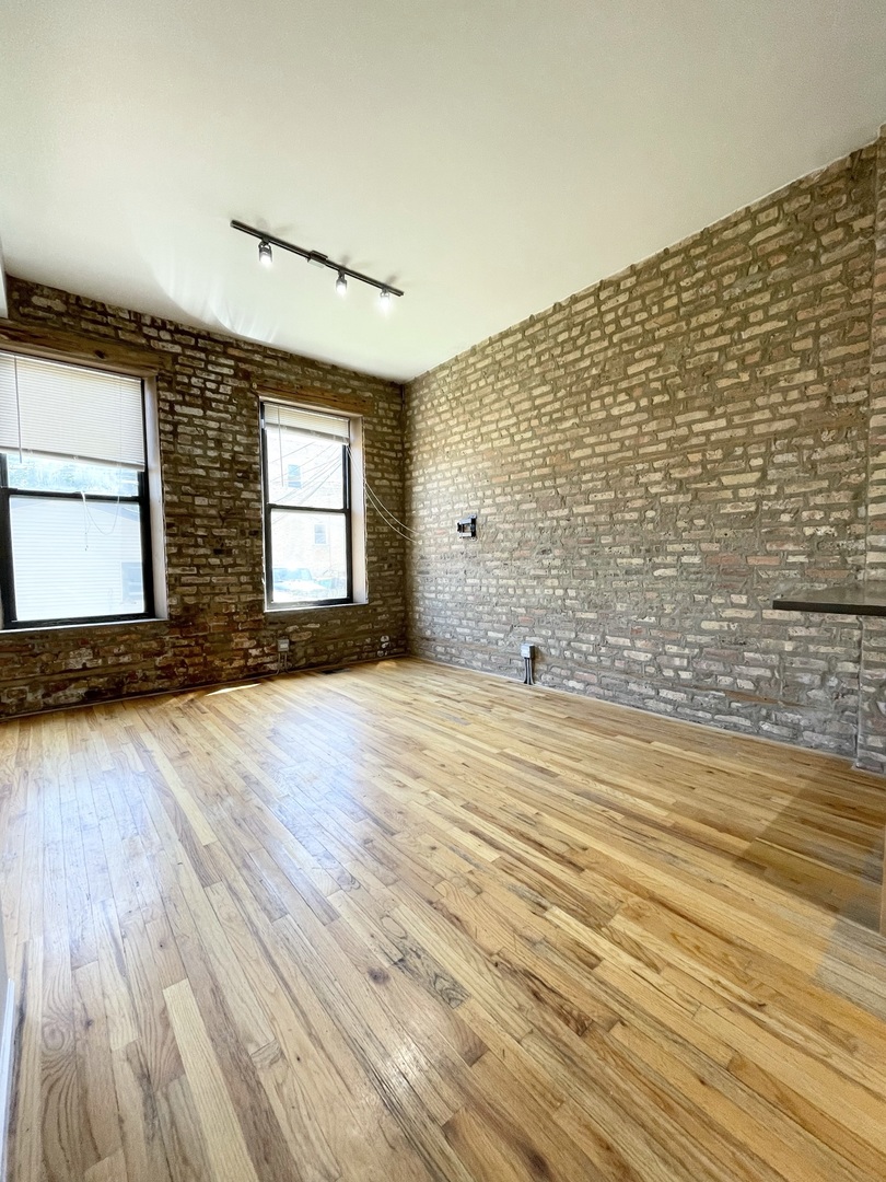 1927 N WOLCOTT Avenue 1R