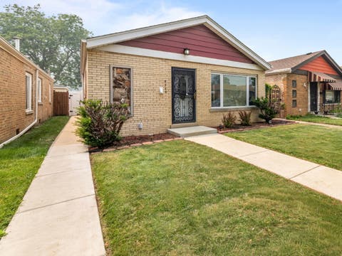 Tiny photo for 9546 S Emerald Avenue, Chicago, IL 60628 (MLS # 12708743)