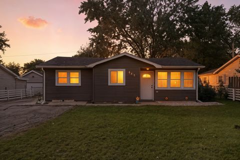 Photo of 515 W Auburn Lane, Crete, IL 60417 (MLS # 12491596) Photo of 515 W Auburn Lane, Crete, IL 60417 (MLS # 12491596)