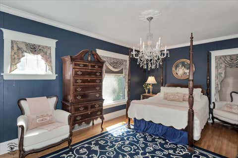Tiny photo for 9608 S Longwood Drive, Chicago, IL 60643 (MLS # 12592189)