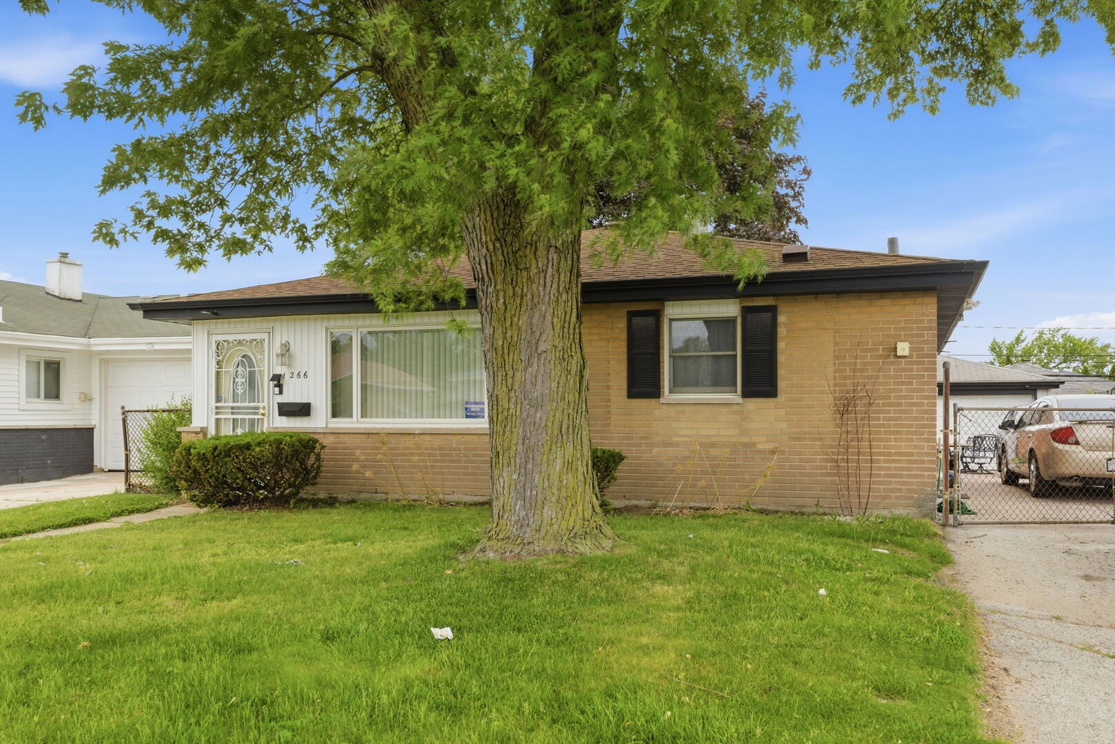 1266 Burnham Avenue