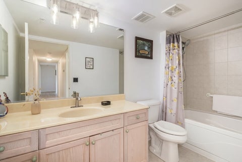 Tiny photo for 6815 N Milwaukee Avenue #605, Niles, IL 60714 (MLS # 12661155)