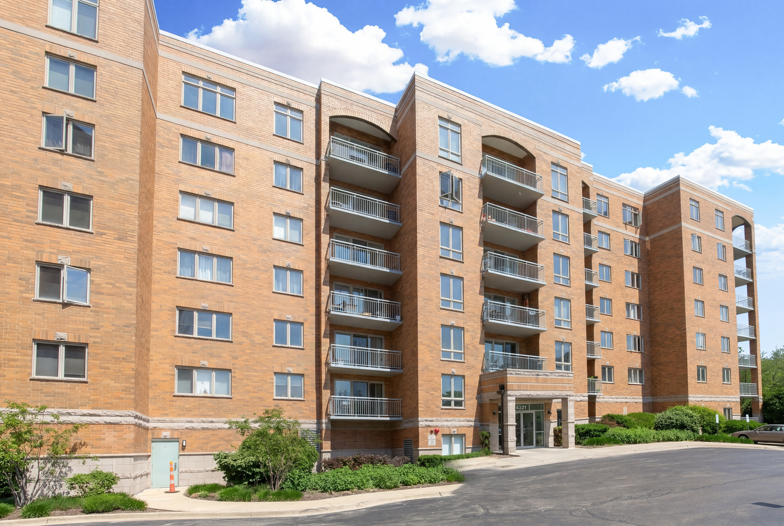 Properties 1 6815 N Milwaukee Avenue 605