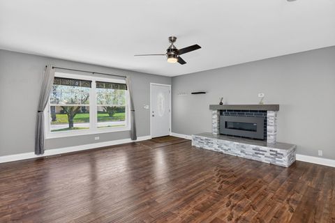 Tiny photo for 7662 Northway Drive, Hanover Park, IL 60133 (MLS # 12622790)