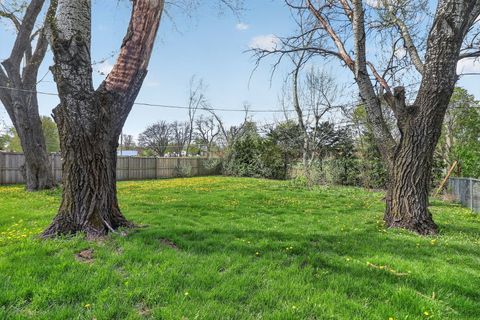 Tiny photo for 7662 Northway Drive, Hanover Park, IL 60133 (MLS # 12622790)