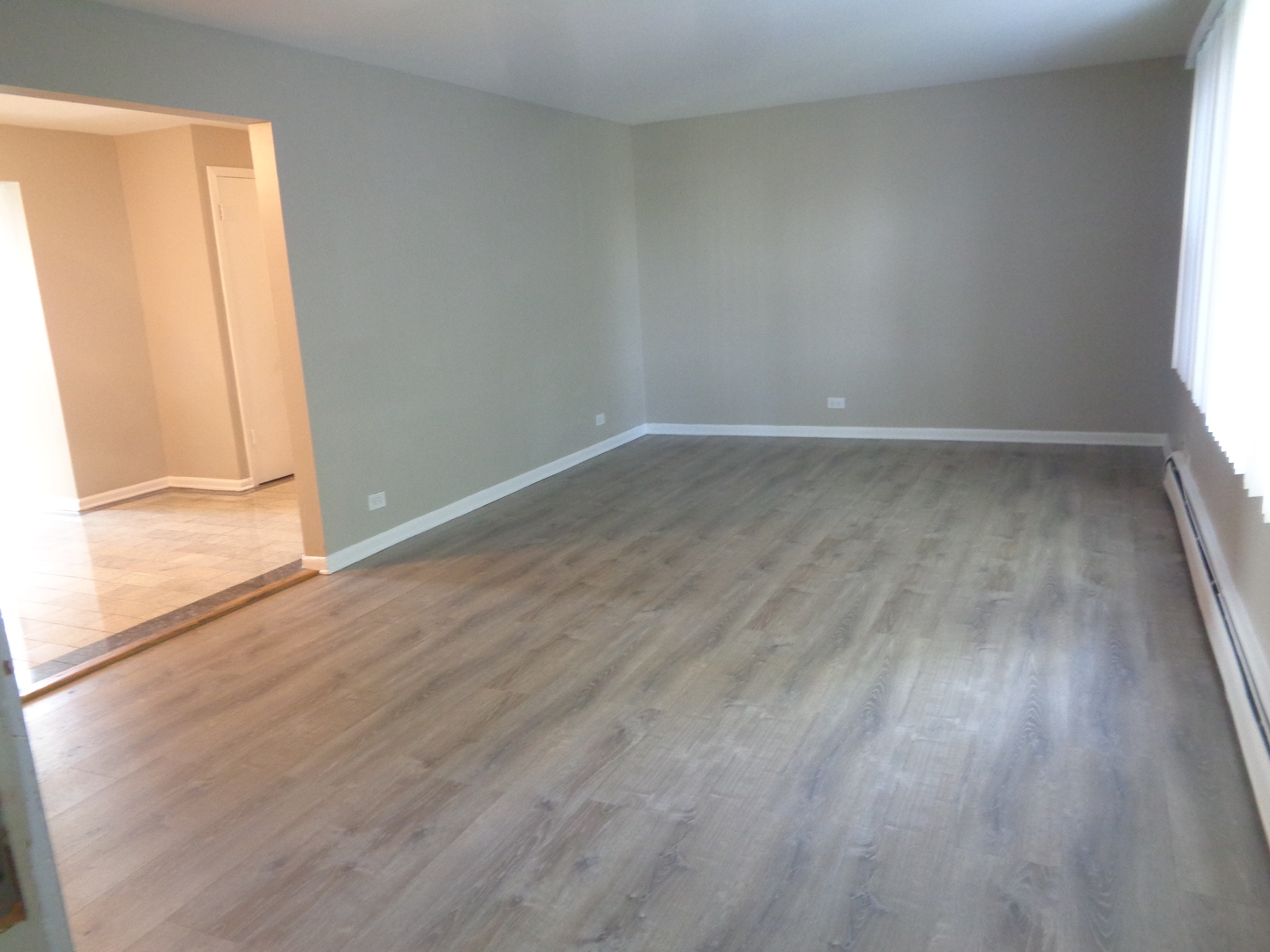 7650 S HARLEM Avenue 2C