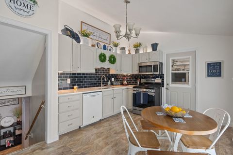 Tiny photo for 3921 29th Street, Rock Island, IL 61201 (MLS # 12623593)