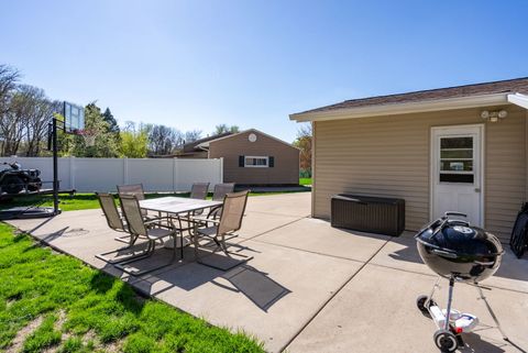 Tiny photo for 3921 29th Street, Rock Island, IL 61201 (MLS # 12623593)