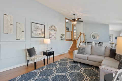 Tiny photo for 3921 29th Street, Rock Island, IL 61201 (MLS # 12623593)