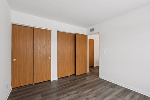 Tiny photo for 2509 N Pennwood Court, Round Lake Beach, IL 60073 (MLS # 12551159)