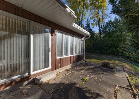 Tiny photo for 321 Thorwaldsen Place, Clinton, IA 52732 (MLS # 12797838)