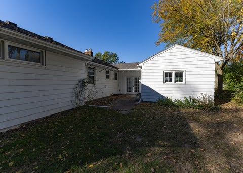 Tiny photo for 321 Thorwaldsen Place, Clinton, IA 52732 (MLS # 12797838)