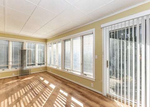 Tiny photo for 321 Thorwaldsen Place, Clinton, IA 52732 (MLS # 12797838)