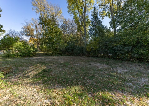 Tiny photo for 321 Thorwaldsen Place, Clinton, IA 52732 (MLS # 12797838)
