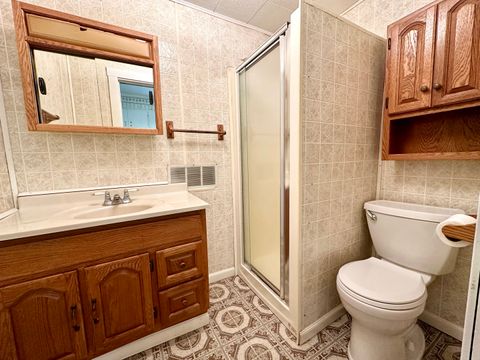 Tiny photo for 822 W Lafayette Street, Ottawa, IL 61350 (MLS # 12477349)