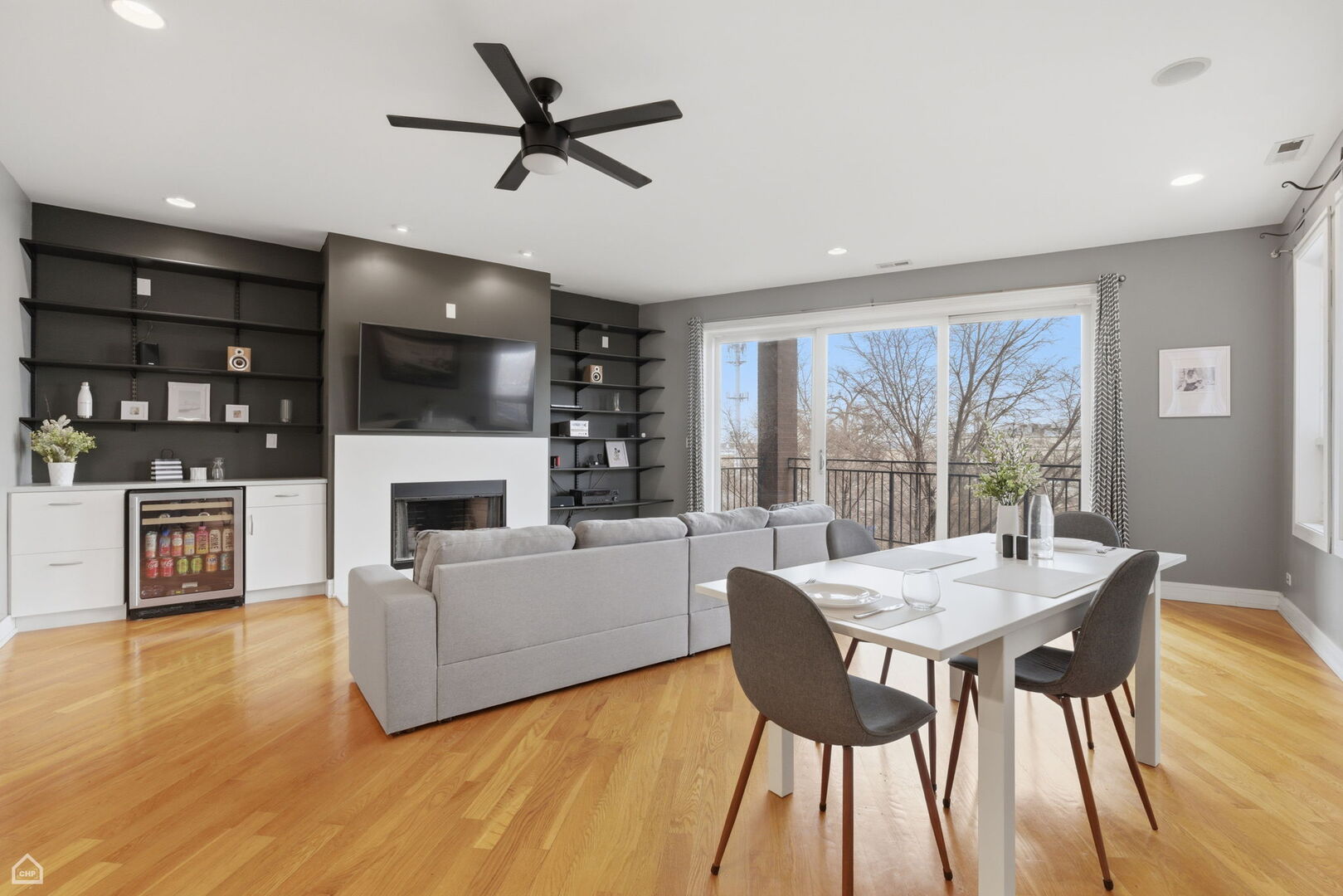 2818 W Chicago Avenue 3