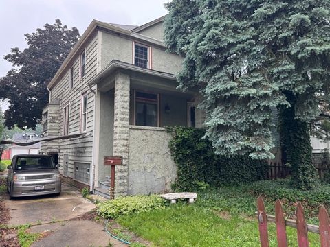 4460 N Tripp Avenue Chicago IL 60630