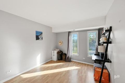 Tiny photo for 1425 Sandpebble Drive #340, Wheeling, IL 60090 (MLS # 12452382)