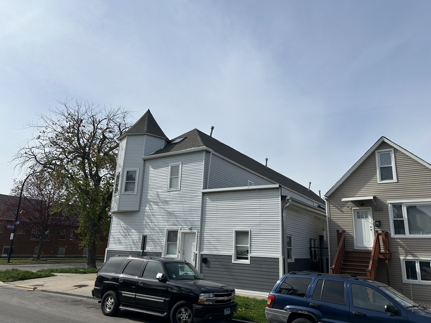 5028 W 31st Place